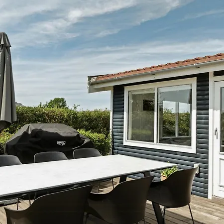 Family On Eno Offers Idyllic Island Life Semesterbostad *
